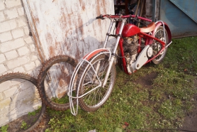 JAWA DT-500