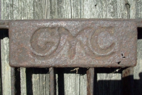 "GMC - 352"