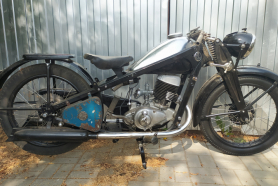 . CZ 350 tourist