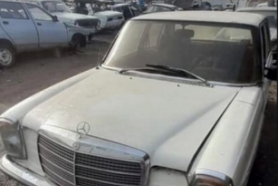 Mercedes-Benz W115