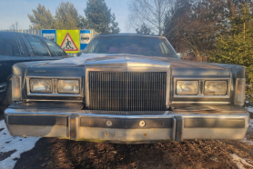 Lincoln Town Car