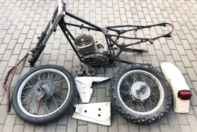 - JAWA / CZ - 