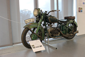  PUCH S4