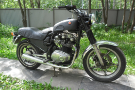 Suzuki Gr 650
