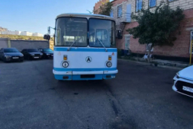 ��� 695 �