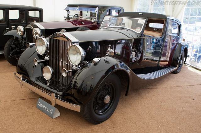     ().Rollce-Roys Phantom IV